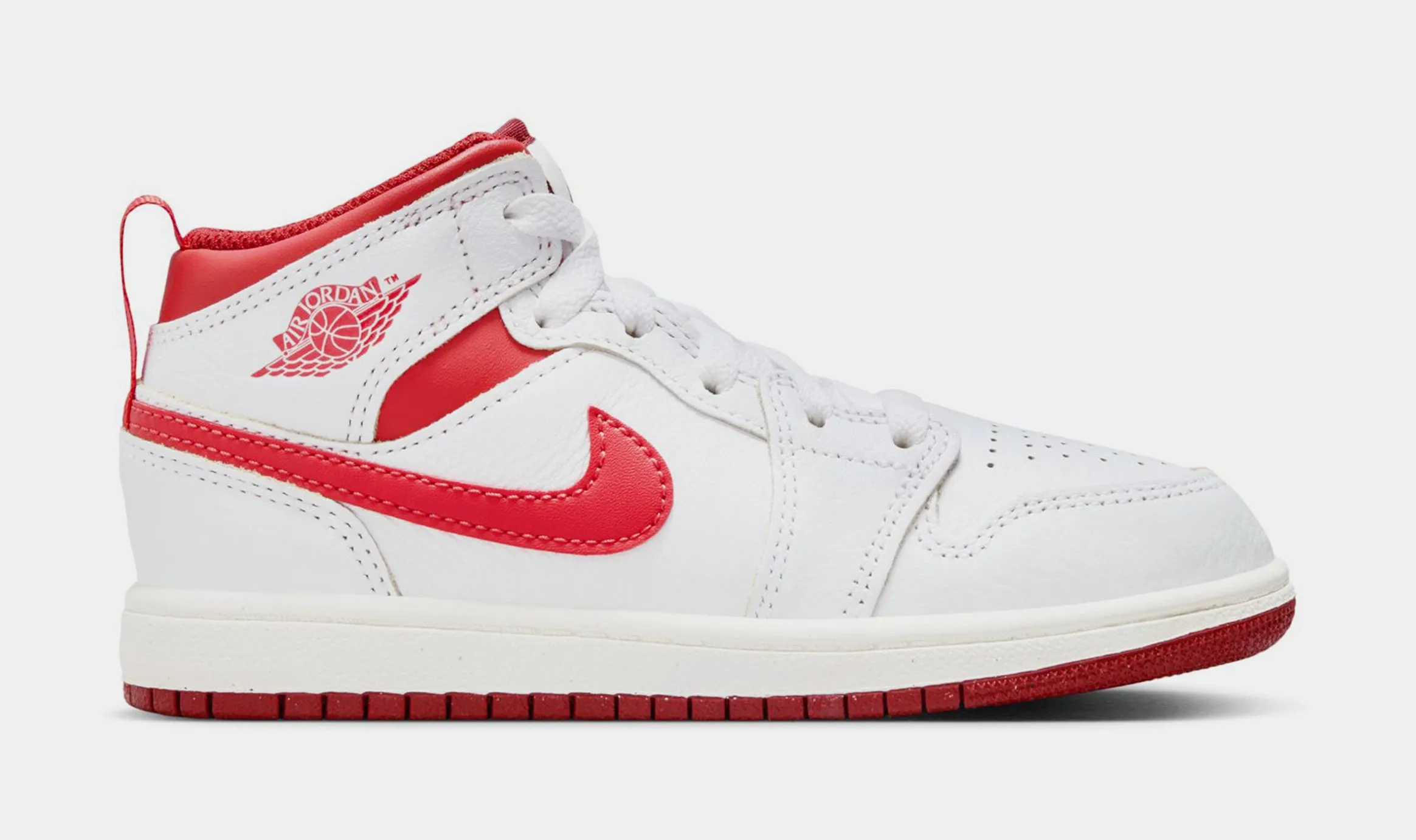 Air Jordan 1 Mid SE Preschool Lifestyle Shoes (White/Lobster Dune/Sail)