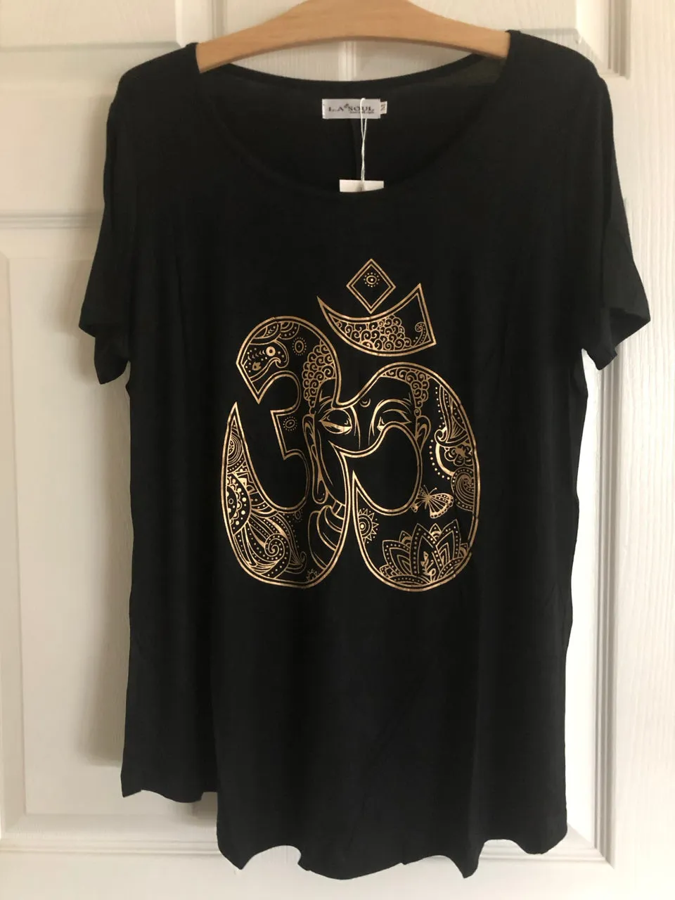 Black and Gold Drapey Om Short Sleeve Top Yoga Shirt