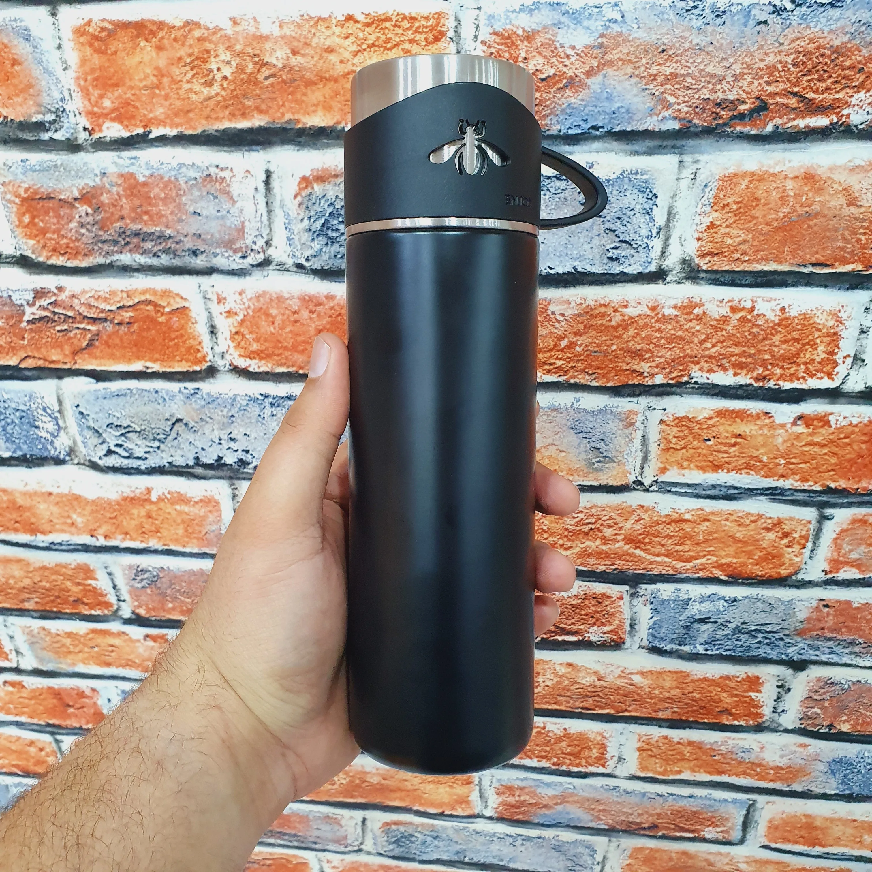 Matte Bottle with Removable Cup - 500 ml