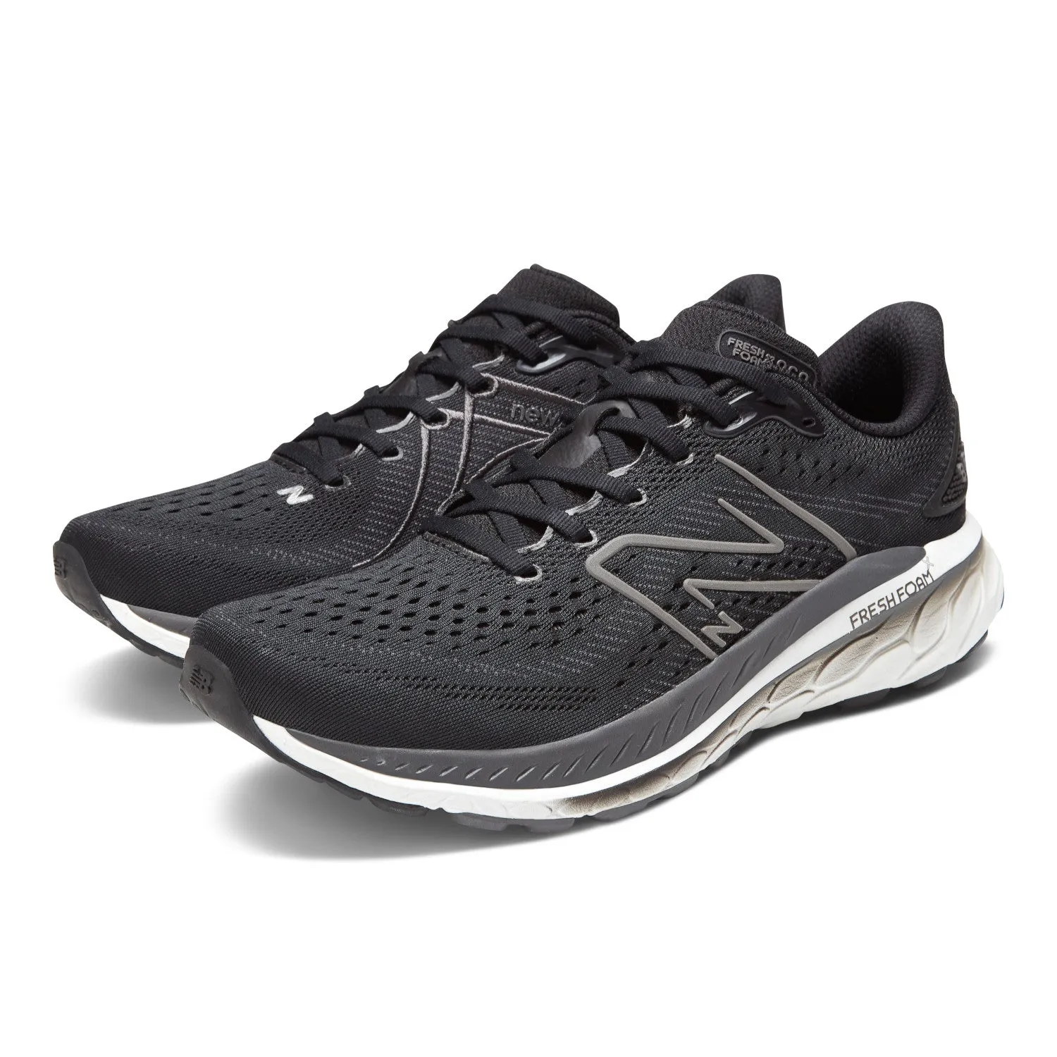 Men's New Balance Fresh Foam X 860v13 Color: Black with White and Magnet